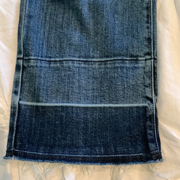 Fun wide leg ankle jeans - Picture 2 of 4